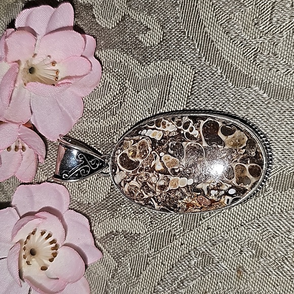 Large Turritella pendant - Picture 7 of 10